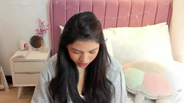 Image 11 of ariana_angell Stream on Chaturbate on 18 months ago