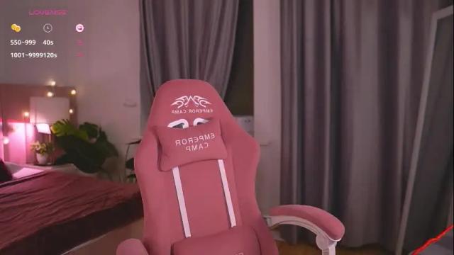 Image 4 of ariana_asti Stream on Chaturbate on 1 month ago