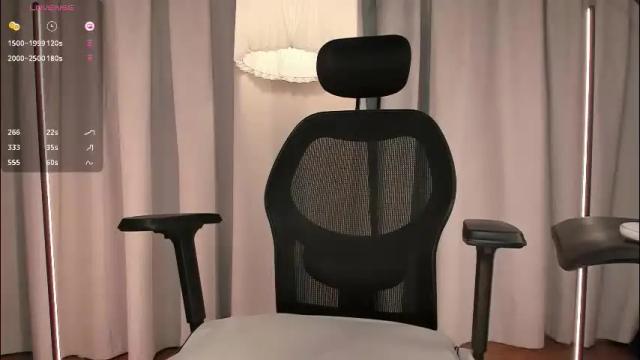 Image 2 of ariana_fitl Stream on Chaturbate on 1 month ago