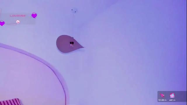 Image 8 of ariana_klart Stream on Chaturbate on 27 days ago