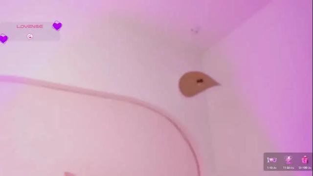 Image 11 of ariana_klart Stream on Chaturbate on 14 days ago