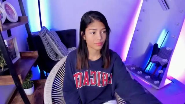 Image 3 of ariana_mitchel Stream on Chaturbate on 20 months ago