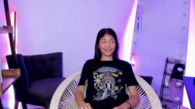 Image 6 of ariana_mitchel Stream on Chaturbate on 21 months ago