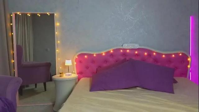 Image 3 of ariana_petite Stream on Chaturbate on 1 month ago