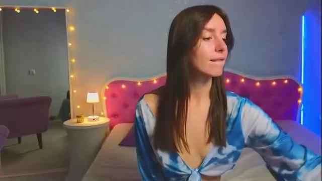 Image 8 of ariana_petite Stream on Chaturbate on 1 month ago