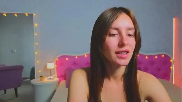 Image 4 of ariana_petite Stream on Chaturbate on 19 days ago