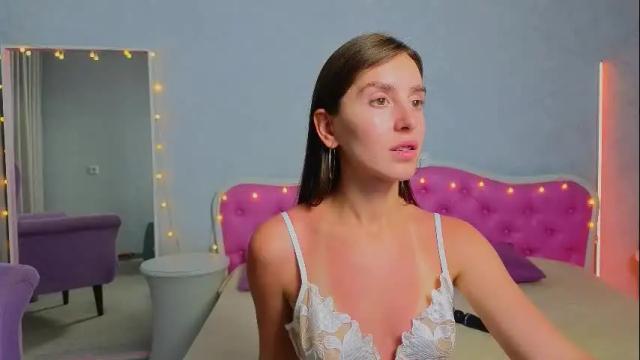 Image 4 of ariana_petite Stream on Chaturbate on 8 days ago