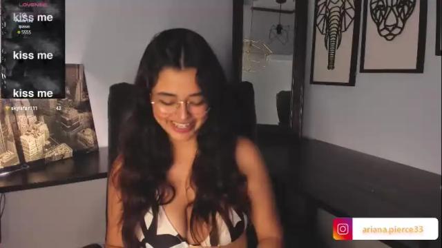Image 4 of ariana_pierce Stream on Chaturbate on 1 month ago