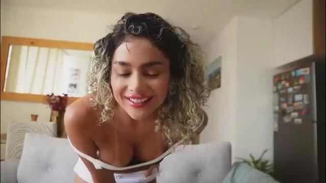 Image 7 of ariana_valdirii Stream on Chaturbate on 2 months ago