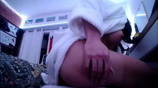 Image 3 of ariana_villa Stream on Chaturbate on 6 days ago