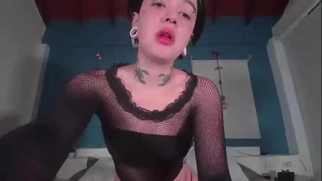 Image 2 of ariana_whitee Stream on Chaturbate on 27 days ago
