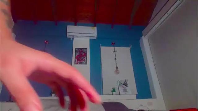 Image 10 of ariana_whitee Stream on Chaturbate on 1 month ago