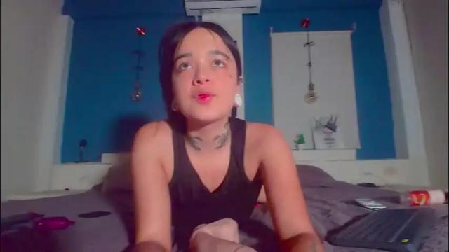 Image 12 of ariana_whitee Stream on Chaturbate on 1 month ago