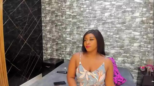 Image 4 of arianaablack Stream on Chaturbate on 1 month ago