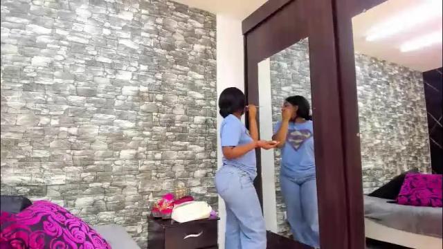 Image 2 of arianaablack Stream on Chaturbate on 1 month ago