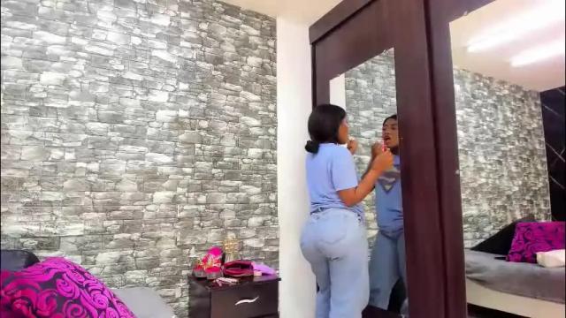 Image 3 of arianaablack Stream on Chaturbate on 1 month ago