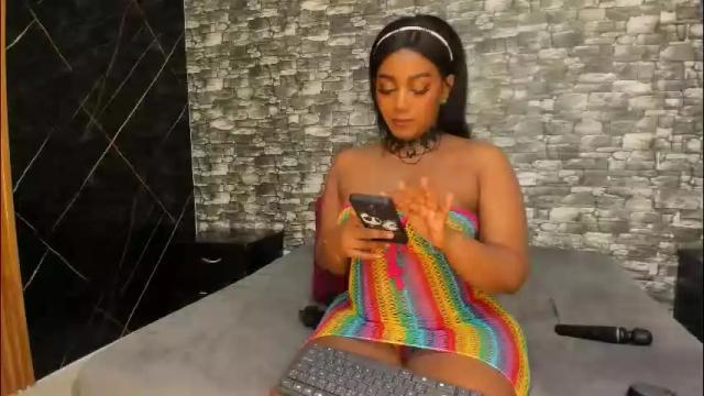 Image 4 of arianaablack Stream on Chaturbate on 1 month ago