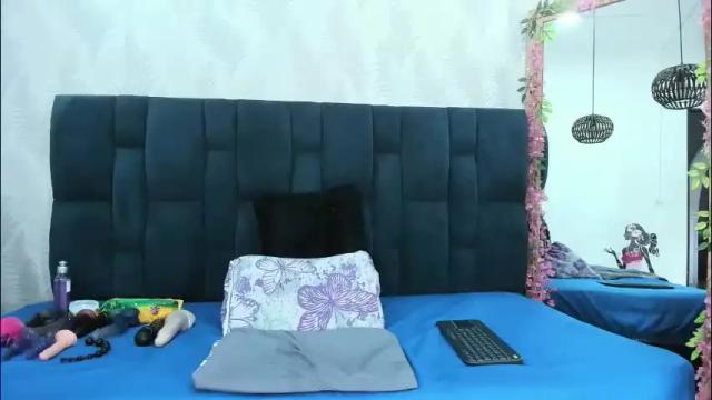 Image 4 of arianadiosa1 Stream on Chaturbate on 1 month ago