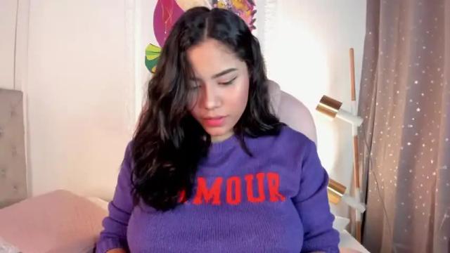 Image 4 of arianagonzalez Stream on Chaturbate on 20 months ago