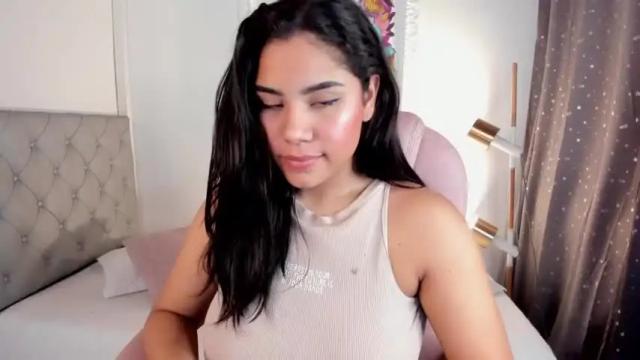 Image 4 of arianagonzalez Stream on Chaturbate on 20 months ago