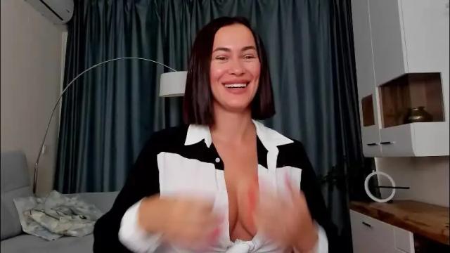 Image 3 of ariananicolaw Stream on Chaturbate on 3 months ago