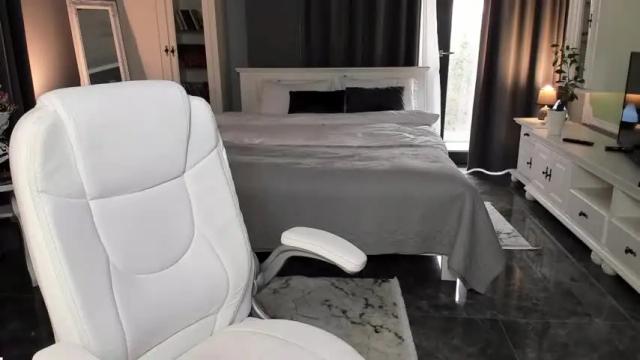 Image 2 of arianasage_ Stream on Chaturbate on 13 months ago