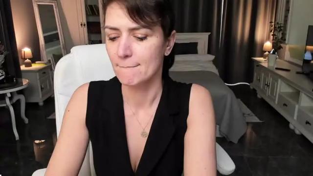 Image 4 of arianasage_ Stream on Chaturbate on 13 months ago