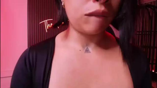 Image 3 of arianna__smith_ Stream on Chaturbate on 1 month ago