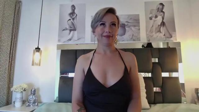 Image 8 of arianna_belucci Stream on Chaturbate on 14 months ago