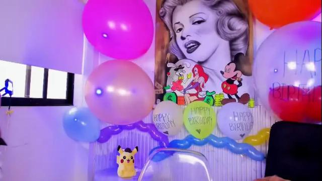 Image 3 of arianna_blue73 Stream on Chaturbate on 6 months ago