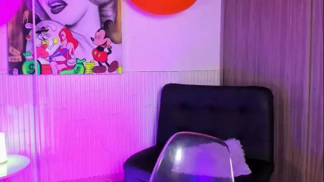 Image 2 of arianna_blue73 Stream on Chaturbate on 6 months ago