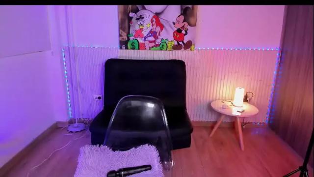Image 6 of arianna_blue73 Stream on Chaturbate on 5 months ago
