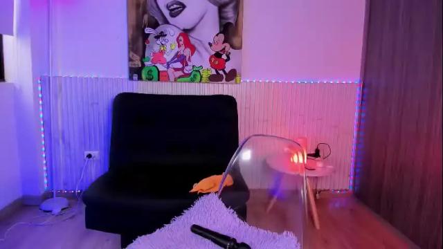 Image 3 of arianna_blue73 Stream on Chaturbate on 5 months ago