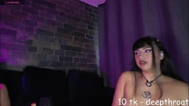 Image 3 of arianna_ferrer_ Stream on Chaturbate on 1 month ago
