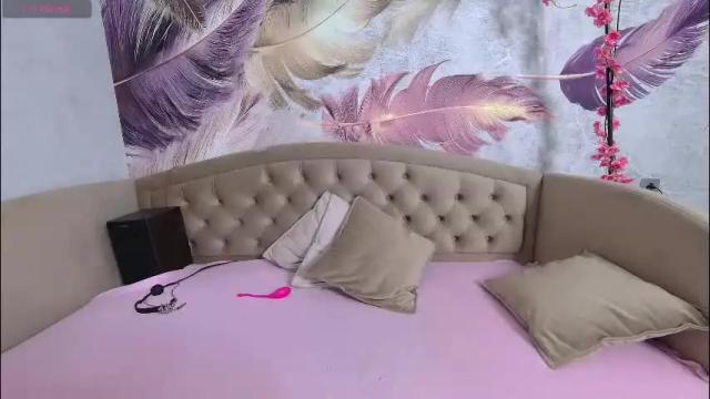 Image 3 of arianna_flower Stream on Chaturbate on 2 months ago