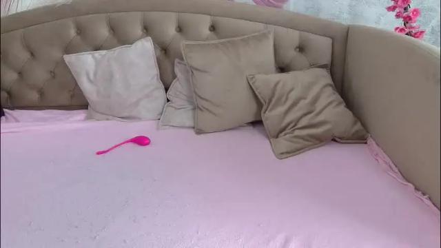 Thumbnail 3, arianna_flower's Stream at Chaturbate, 2 months ago