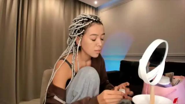 Image 2 of arianna_kim Stream on Chaturbate on 17 months ago