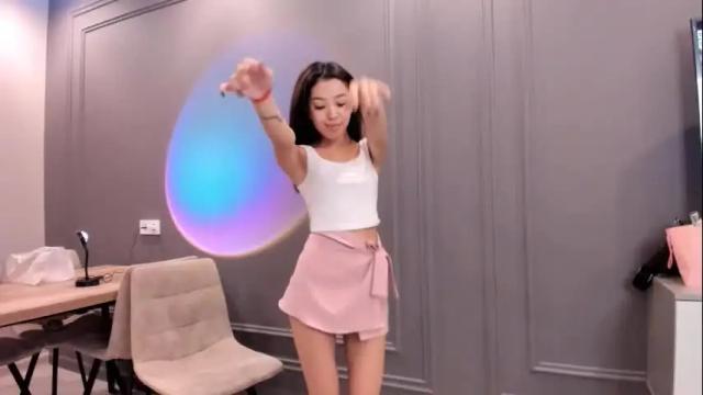 Image 12 of arianna_kim Stream on Chaturbate on 17 months ago