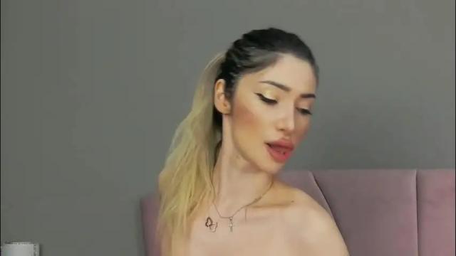 Image 6 of arianna_moonx Stream on Chaturbate on 19 days ago