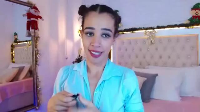 Image 8 of arianna_roux Stream on Chaturbate on 17 months ago