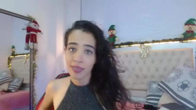 Image 6 of arianna_roux Stream on Chaturbate on 17 months ago