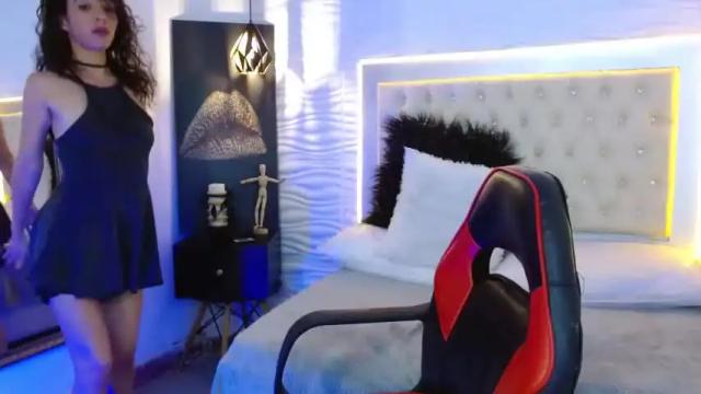 Image 2 of arianna_roux Stream on Chaturbate on 17 months ago