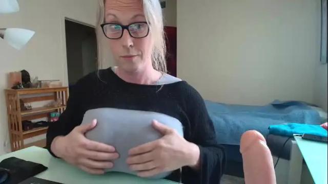 Image 2 of arianna_sinz Stream on Chaturbate on 14 days ago