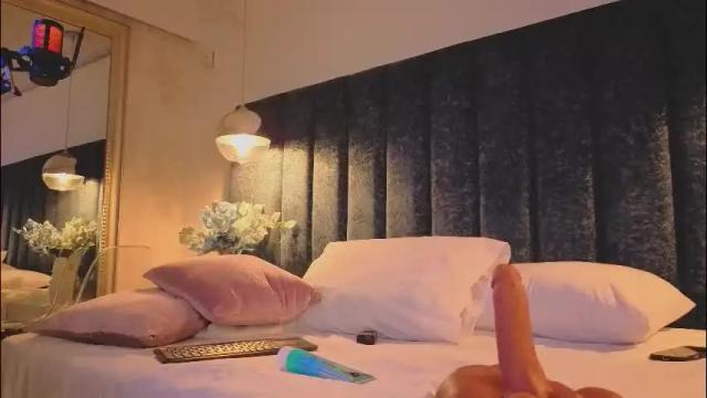 Image 2 of arianna_suarez1 Stream on Chaturbate on 25 days ago