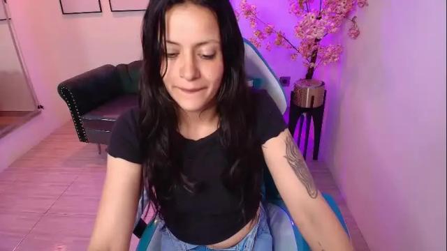 Image 7 of arianna_sweeet Stream on Chaturbate on 1 month ago