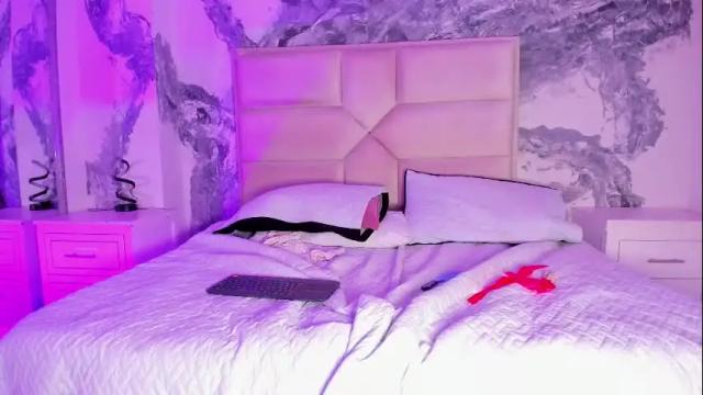 Thumbnail 3, ariannaroux_'s Stream at Chaturbate, 1 month ago
