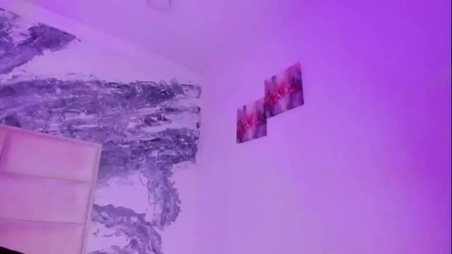 Image 8 of ariannaroux_ Stream on Chaturbate on 28 days ago