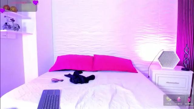 Image 11 of ariannaroux_ Stream on Chaturbate on 1 day ago