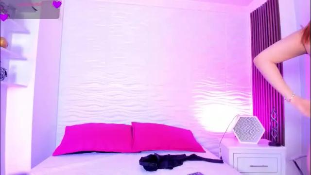 Image 2 of ariannaroux_ Stream on Chaturbate on 1 day ago
