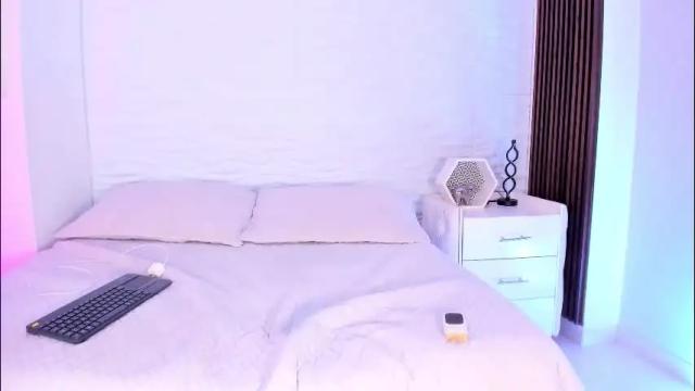 Thumbnail 2, ariannaroux_'s Stream at Chaturbate, 2 months ago